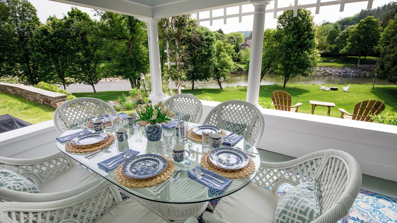 Photo of Outdoor in Woodstock