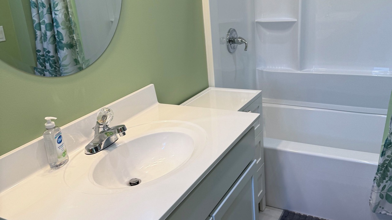 Photo of Bathroom in Ellenburg Depot