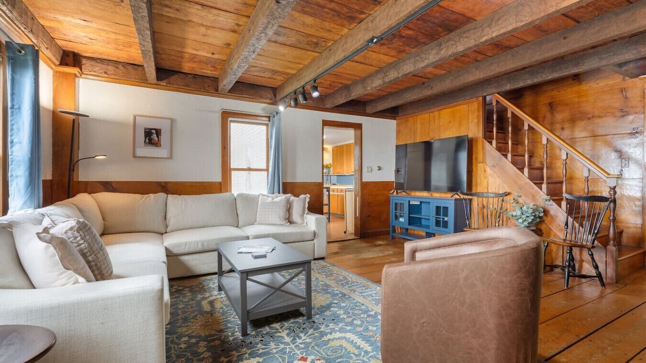 Photo of Livingroom in Loudon