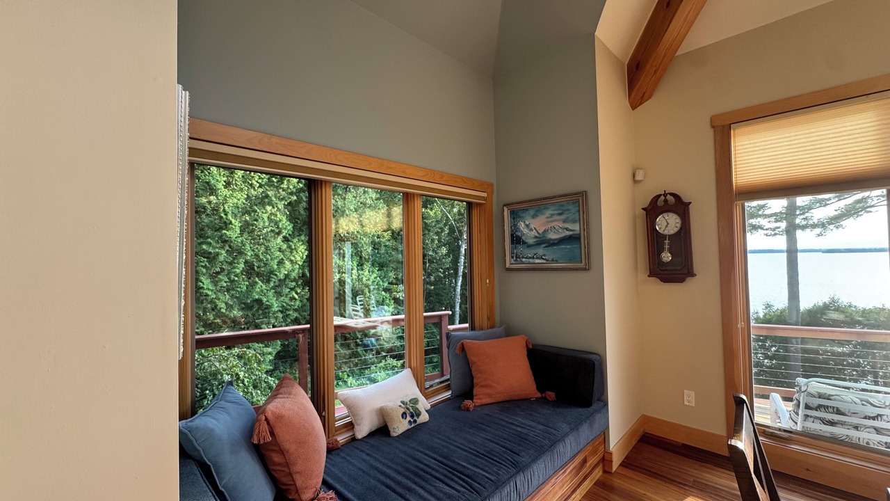 Photo of Livingroom in Chittenden County