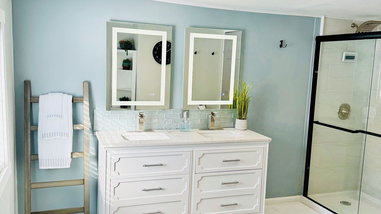Photo of Bathroom in Crown Point