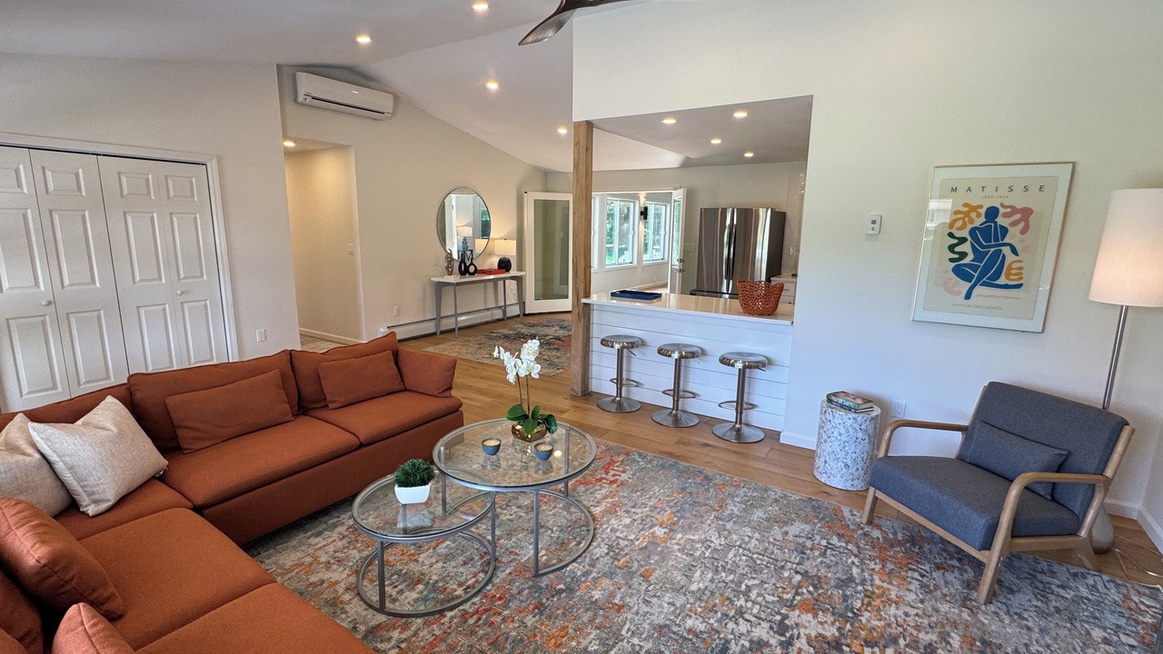 Photo of Livingroom in Copake