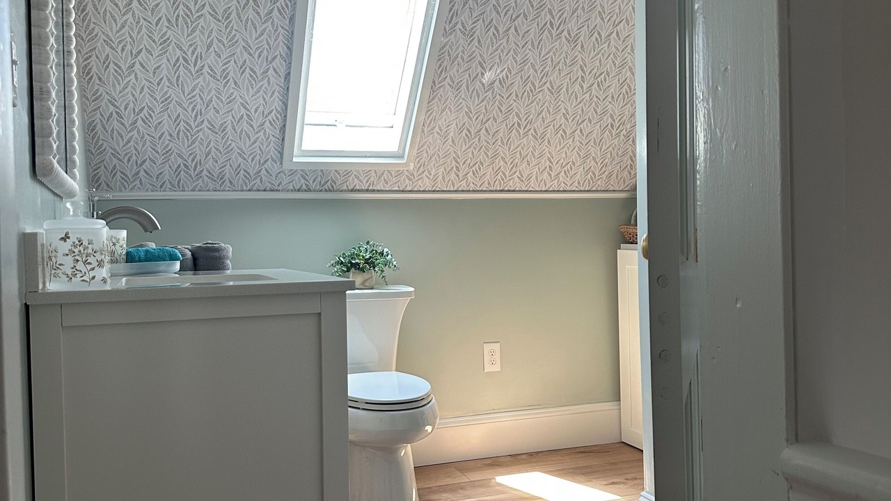 Photo of Bathroom in Salem