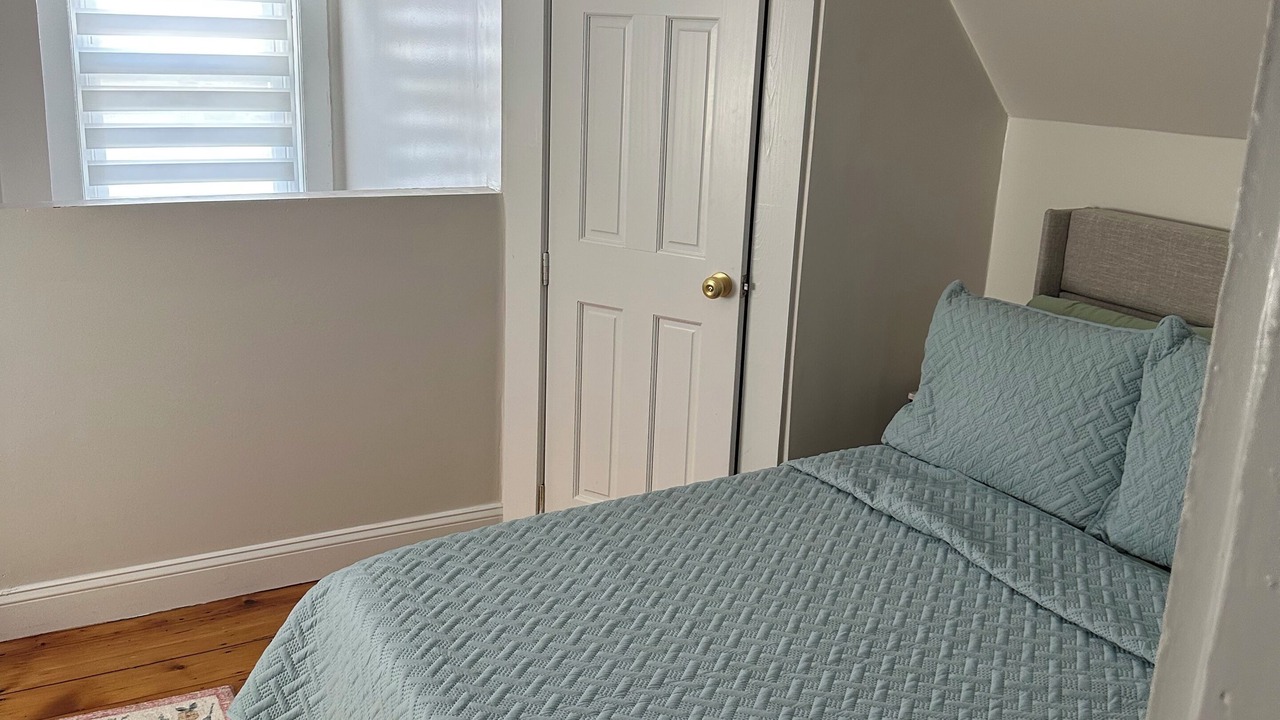 Photo of Bedroom in Salem