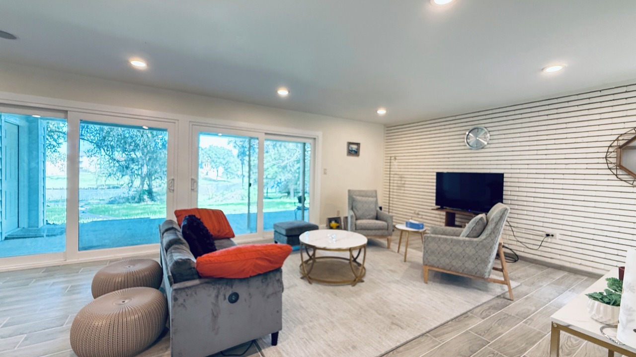 Photo of Livingroom in Dickinson