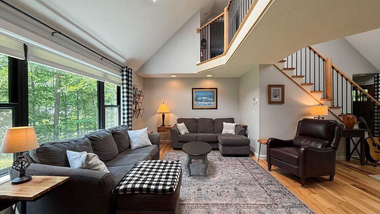 Photo of Livingroom in Birch Hill