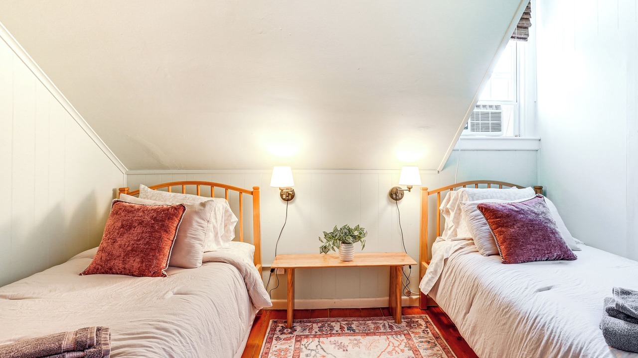 Photo of Bedroom in Manchester-by-the-Sea