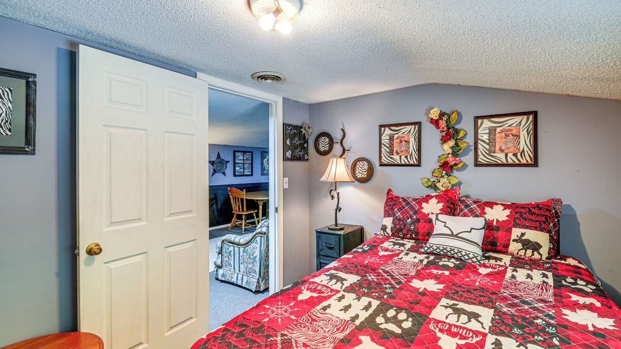 Photo of Bedroom in Matewan