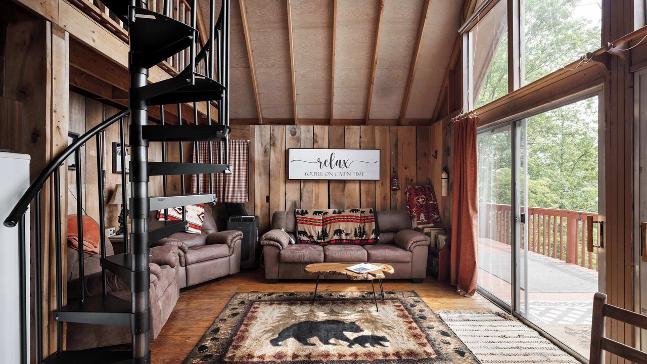 Photo of Livingroom in Paw Paw