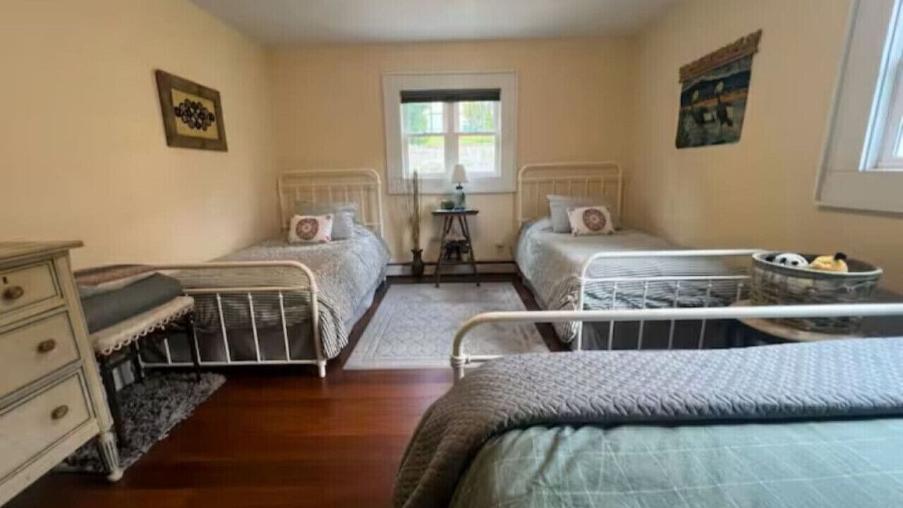 Photo of Bedroom in Thomas