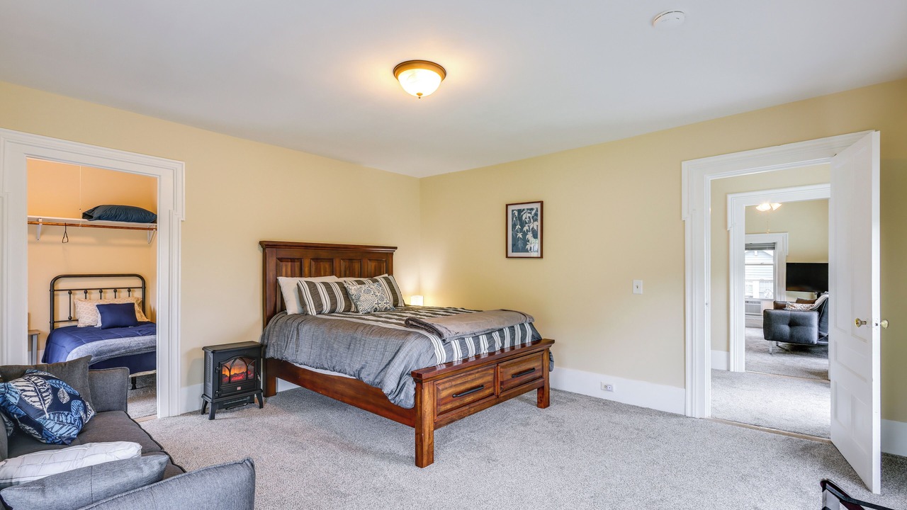 Photo of Bedroom in Granville
