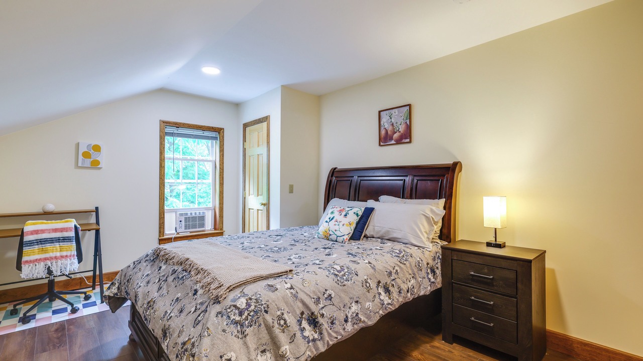 Photo of Bedroom in Granville