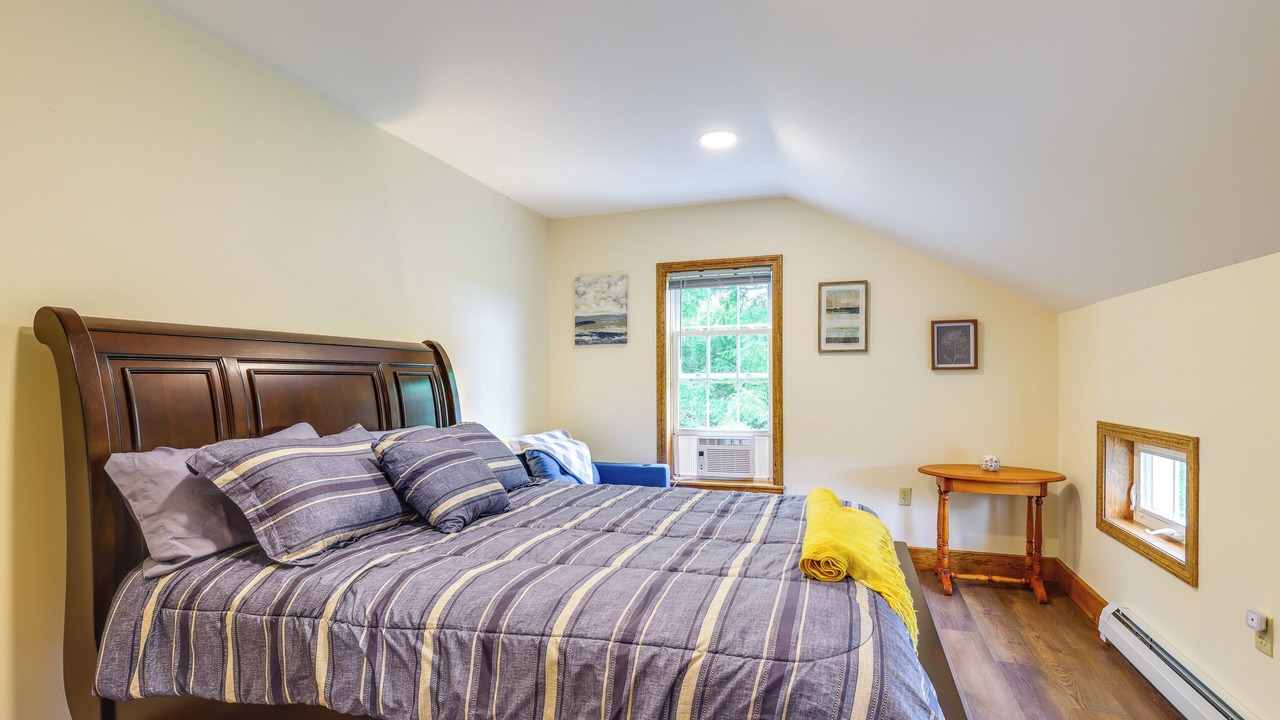 Photo of Bedroom in Granville