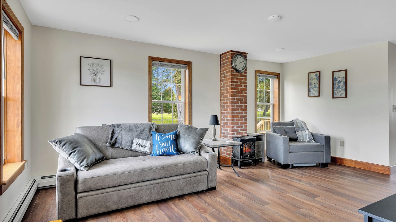 Photo of Livingroom in Granville