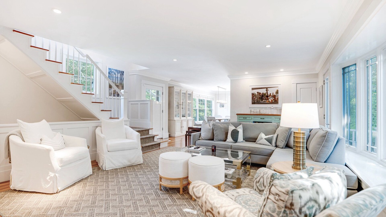 Photo of Livingroom in Water Mill
