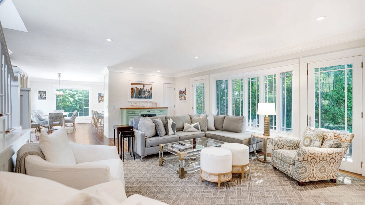 Photo of Livingroom in Water Mill