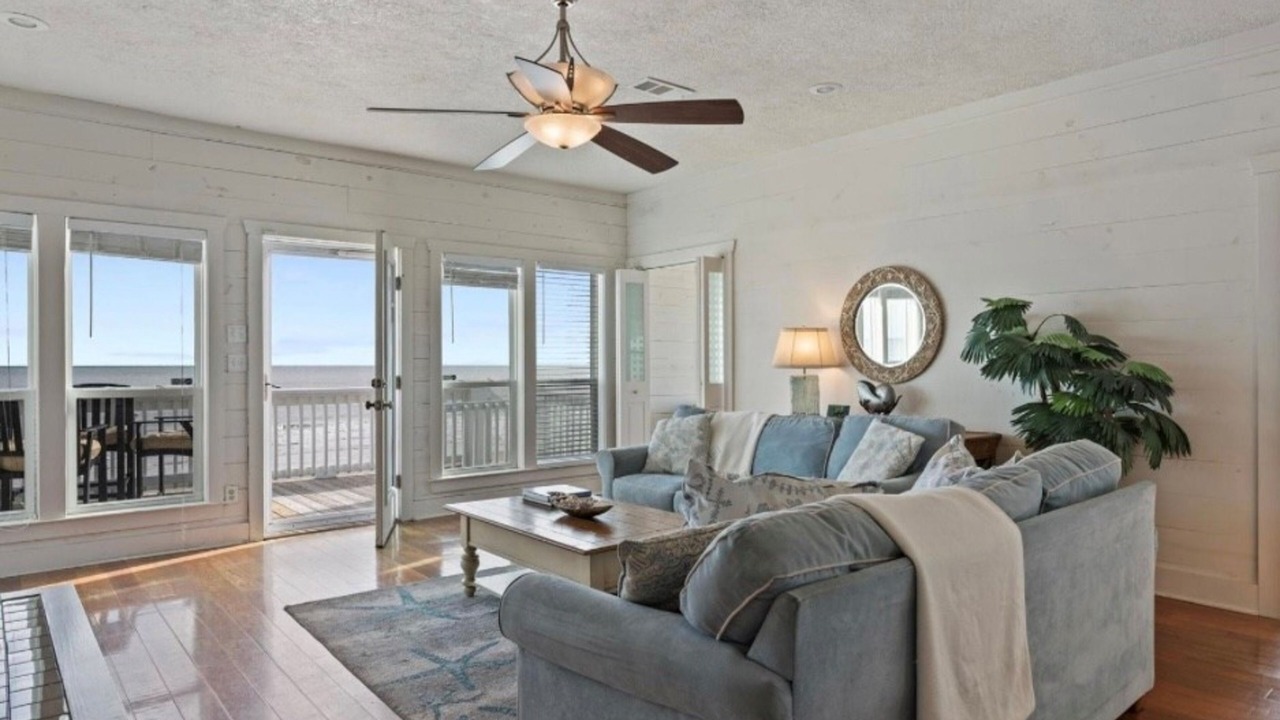 Photo of Livingroom in Port Bolivar