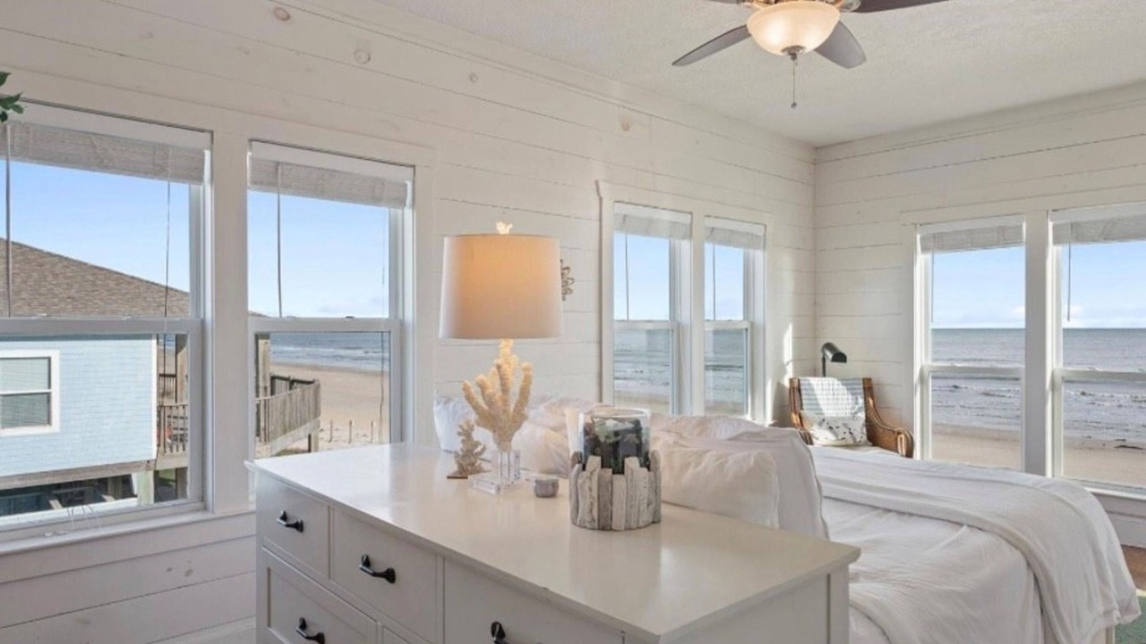 Photo of Bedroom in Port Bolivar