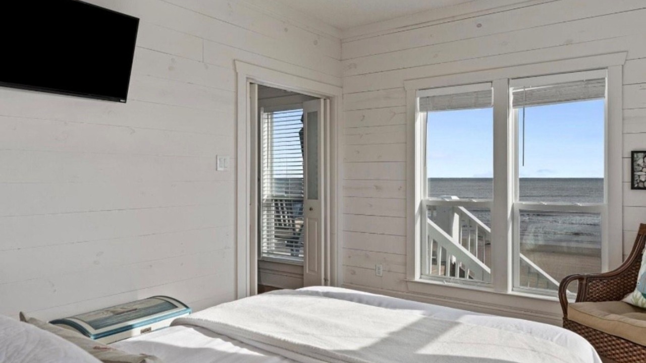 Photo of Bedroom in Port Bolivar