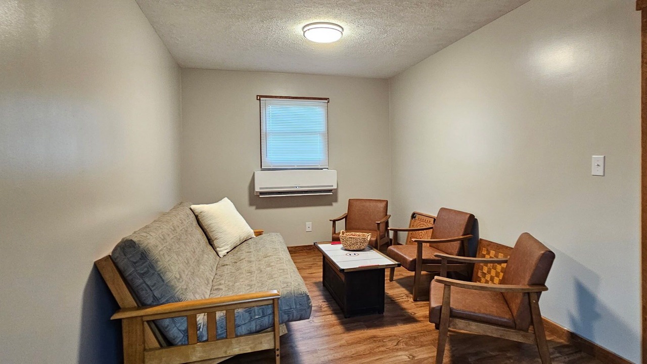Photo of Livingroom in Sulphur Springs