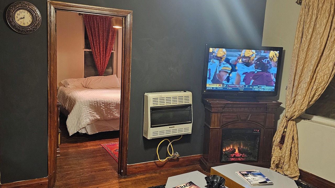 Photo of Bedroom in Logan