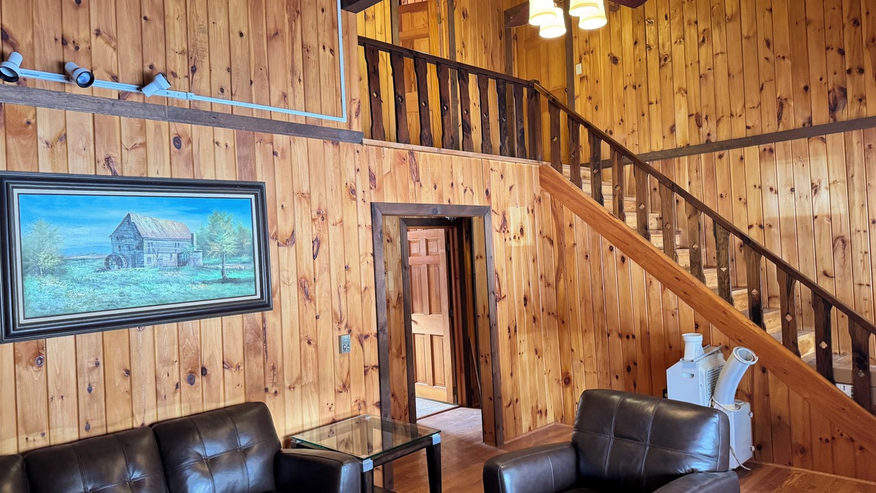 Photo of Livingroom in Middle Grove