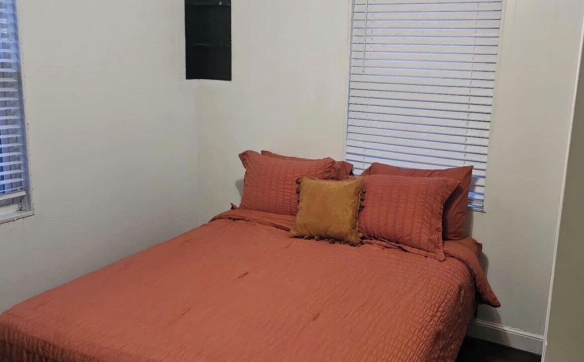 Photo of Bedroom in Logan
