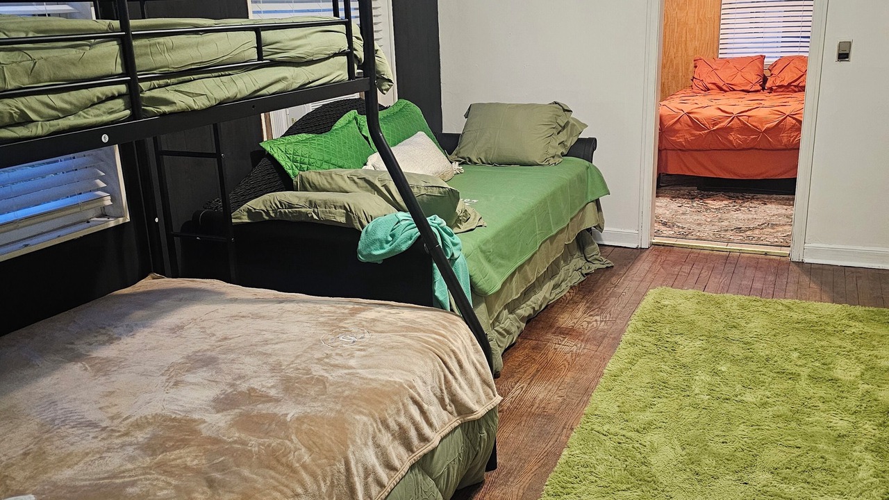 Photo of Bedroom in Logan