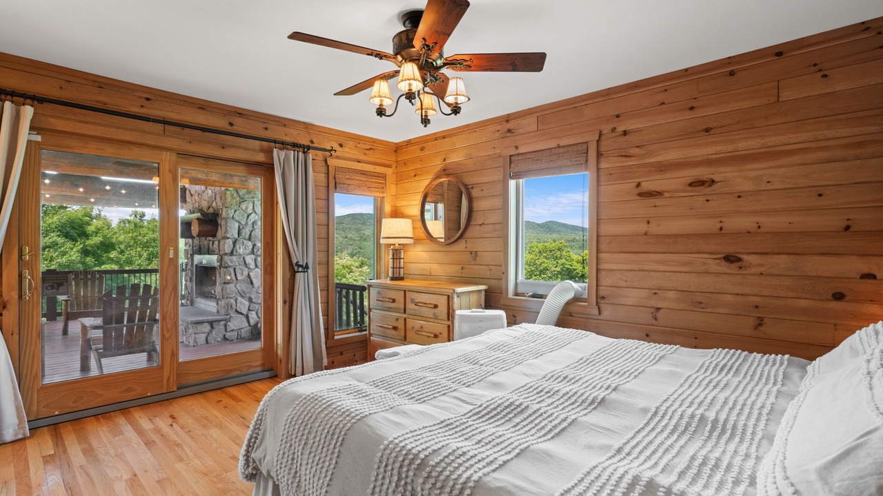 Photo of Bedroom in Prattsville