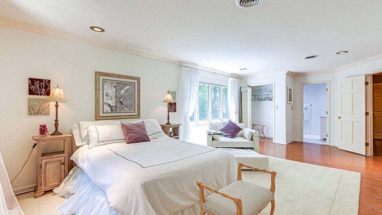 Photo of Bedroom in Long Green