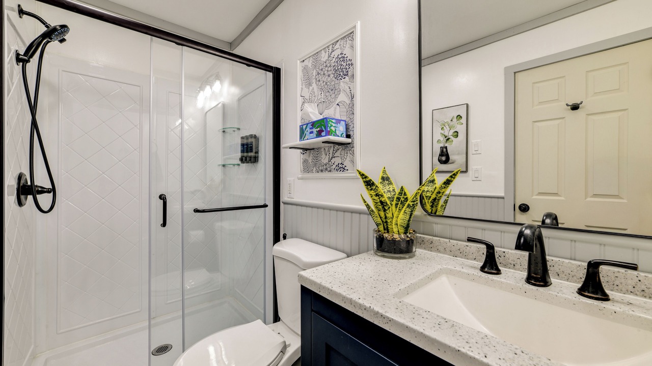 Photo of Bathroom in Ouaquaga