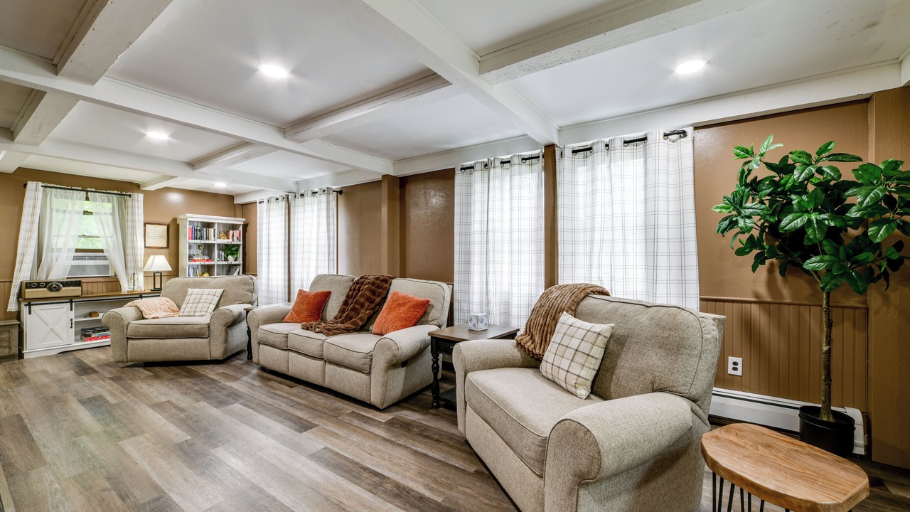 Photo of Livingroom in Ouaquaga