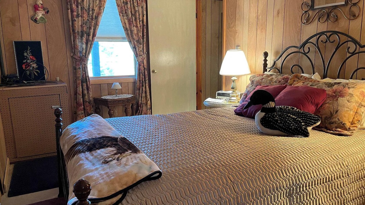 Photo of Bedroom in Freedom