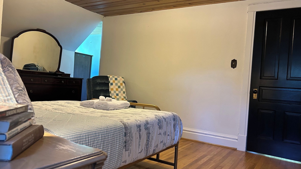 Photo of Bedroom in LaVale