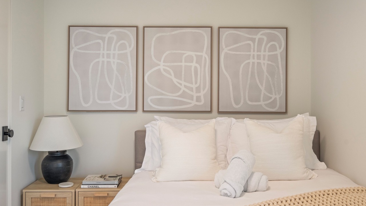 Photo of Bedroom in Bryn Mawr-Skyway