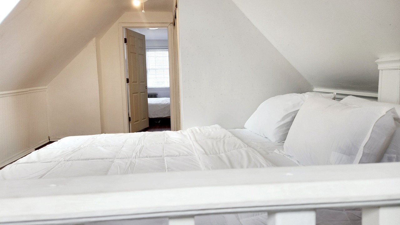 Photo of Bedroom in Dix Hills