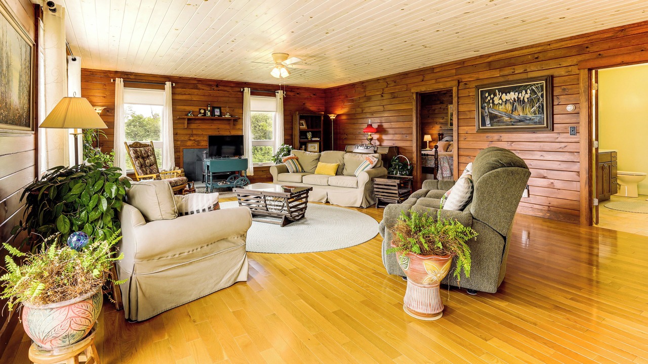 Photo of Bedroom in Jonesport