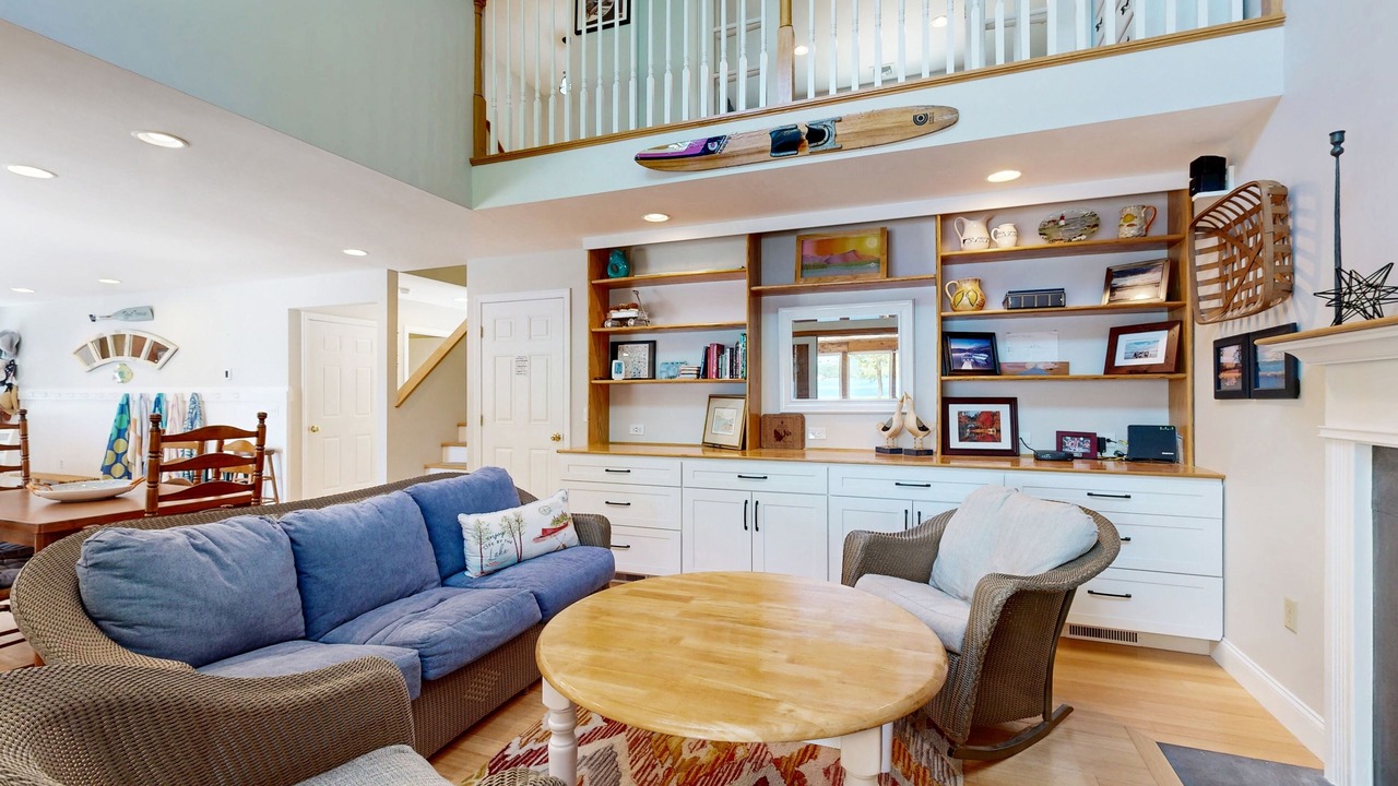 Photo of Livingroom in The Bays