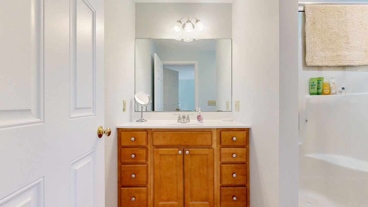 Photo of Bathroom in The Bays