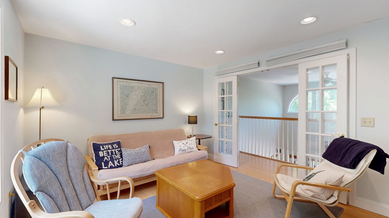 Photo of Livingroom in The Bays