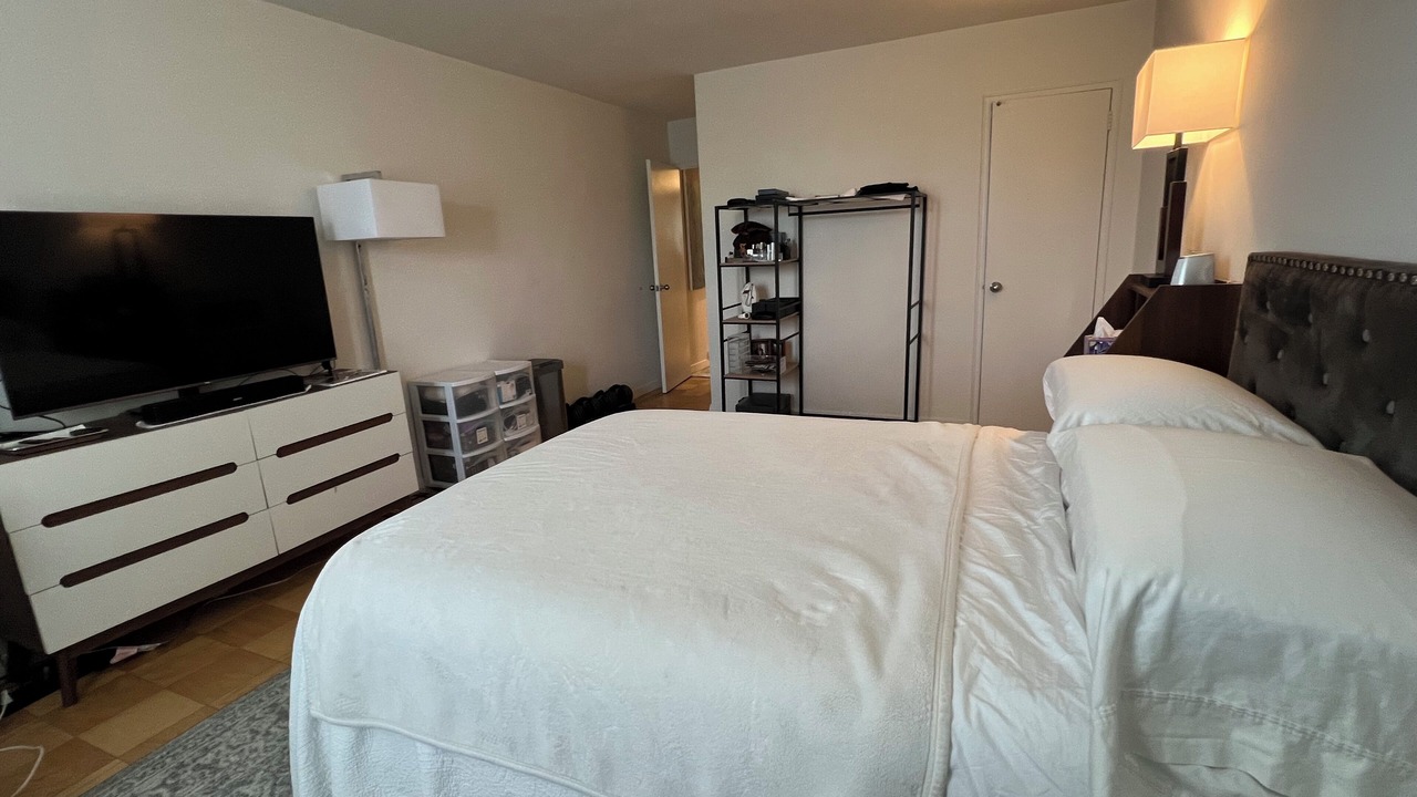 Photo of Bedroom in Riverdale