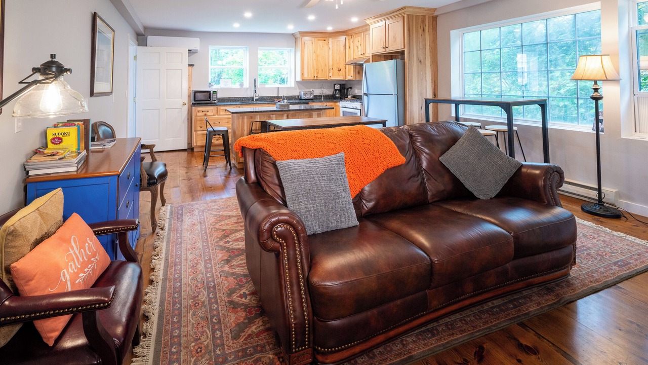 Photo of Livingroom in Cooperstown
