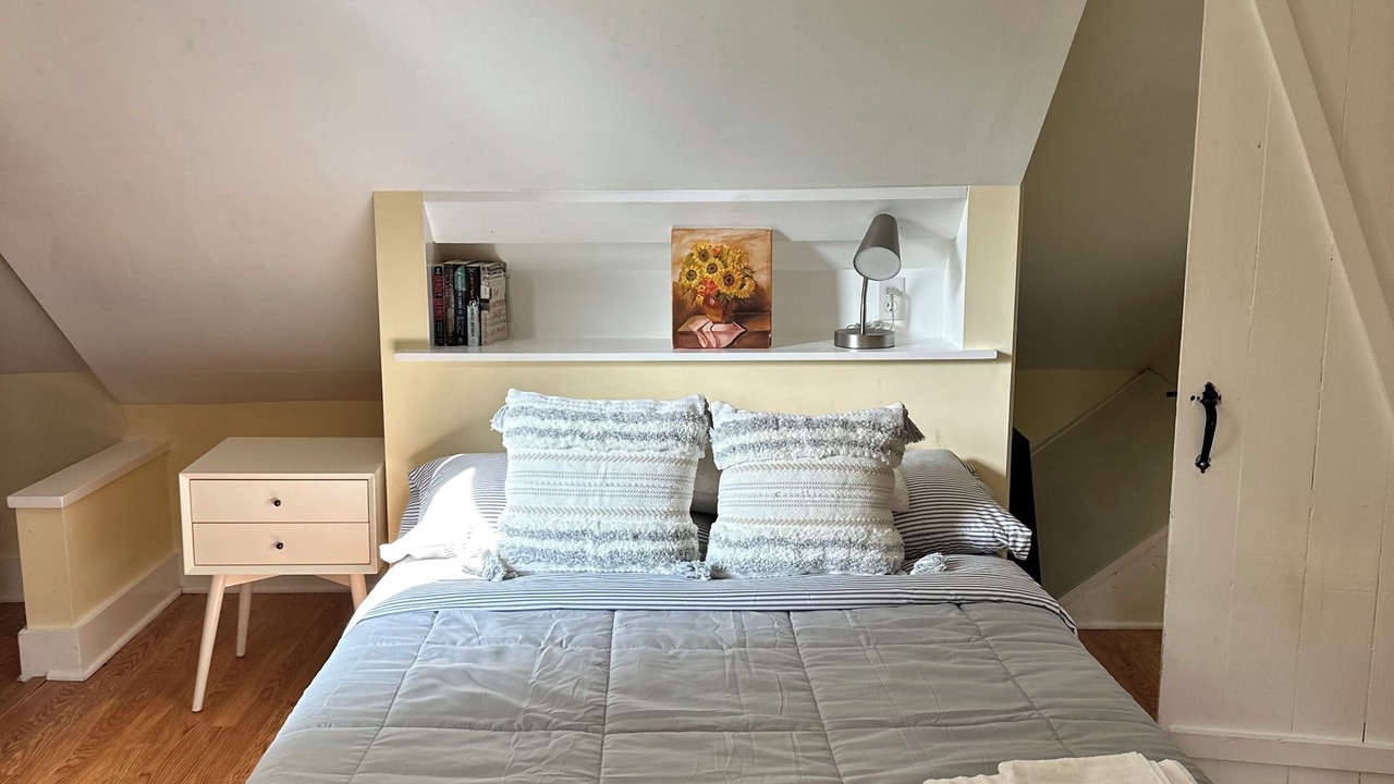 Photo of Bedroom in Eagle Bridge