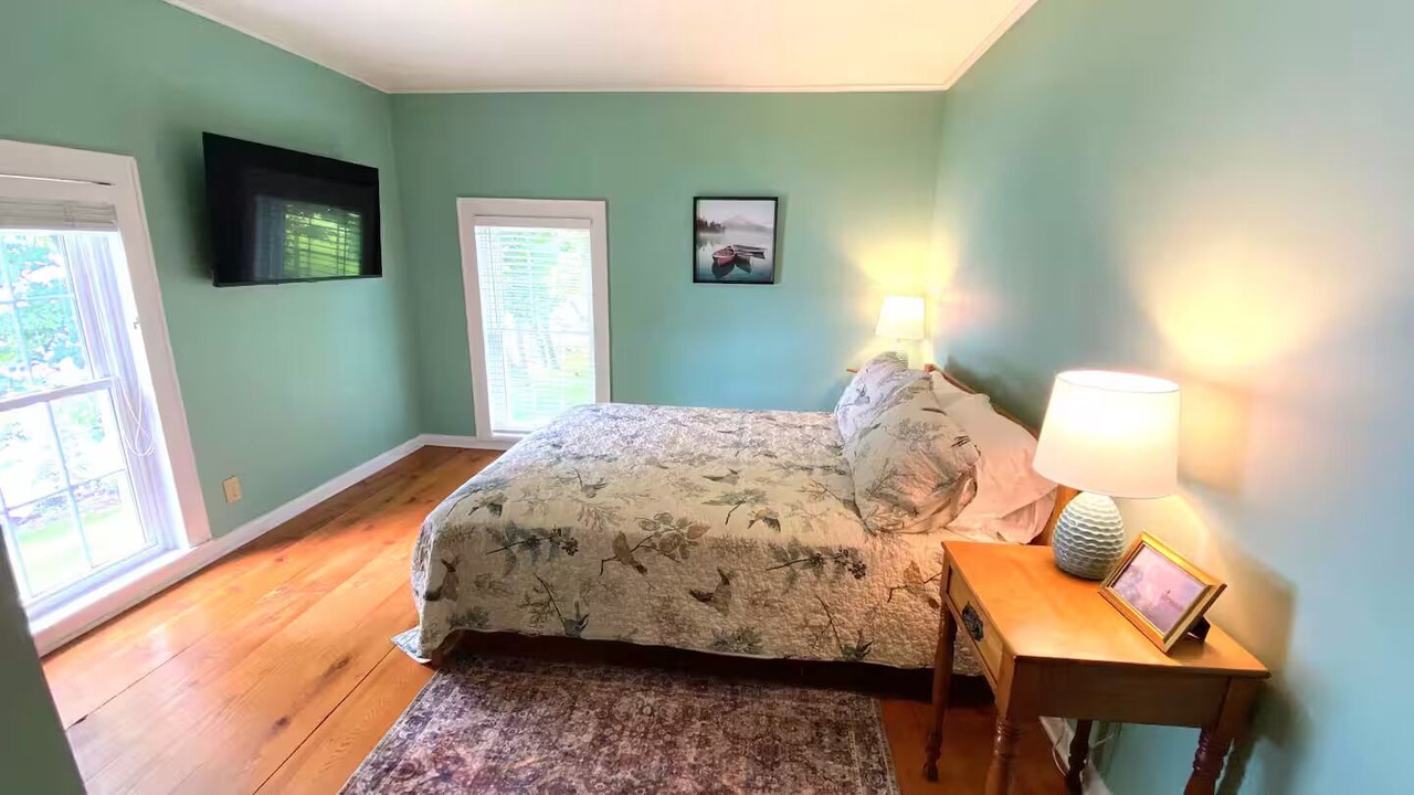 Photo of Bedroom in Lily Dale