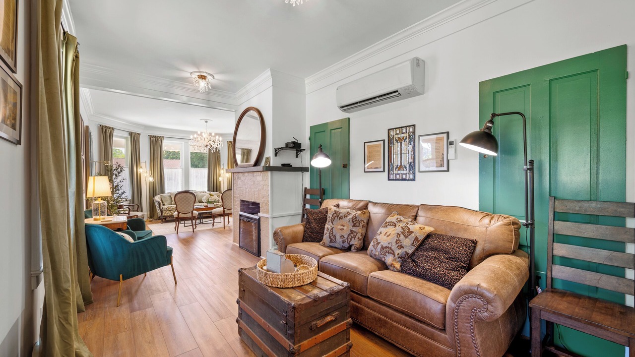 Photo of Livingroom in Harpers Ferry