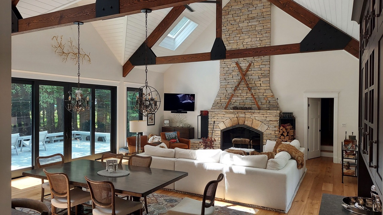 Photo of Livingroom in South Londonderry