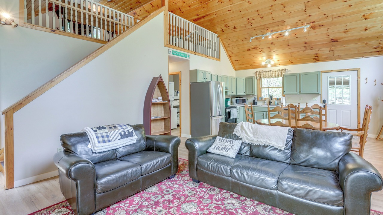 Photo of Livingroom in Warrensburg