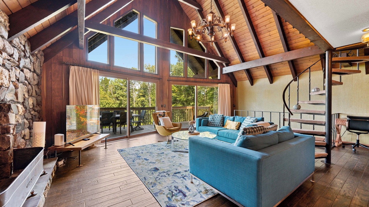 Photo of Livingroom in Waterbury