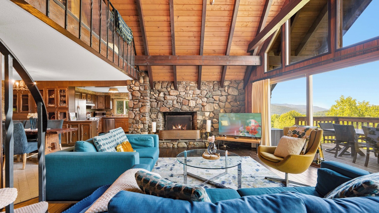 Photo of Livingroom in Waterbury