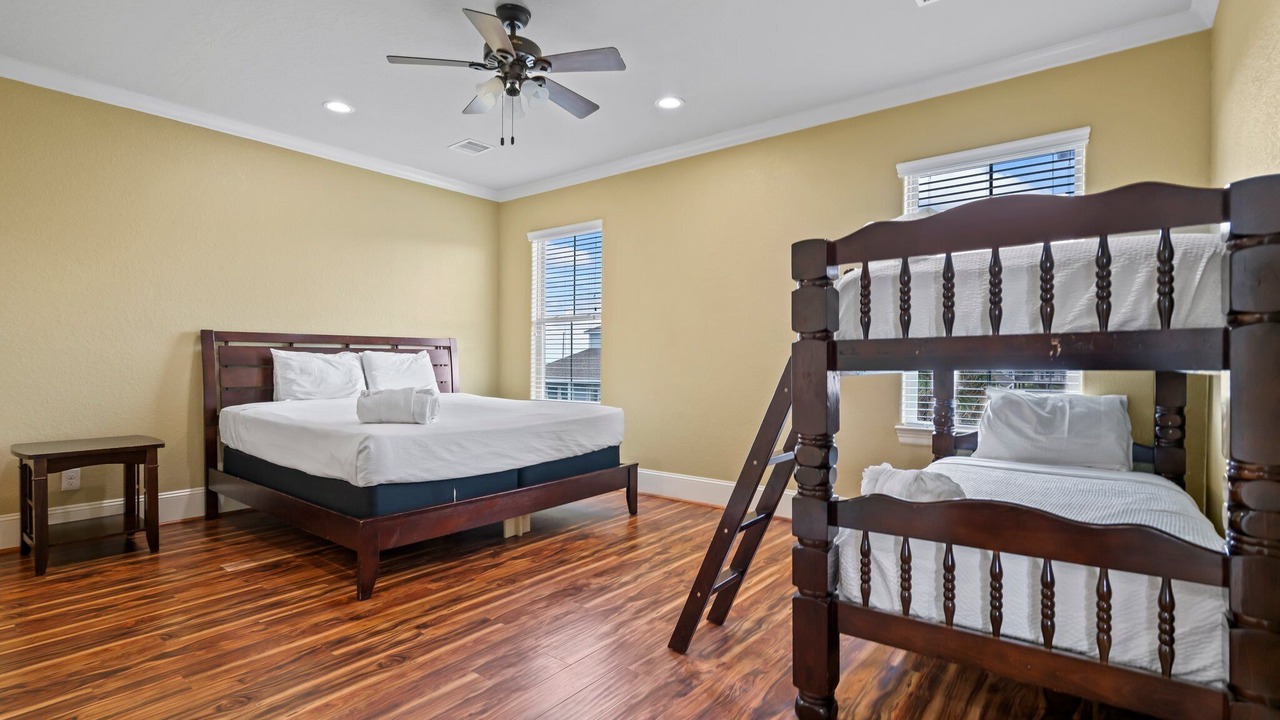 Photo of Bedroom in Pointe San Luis
